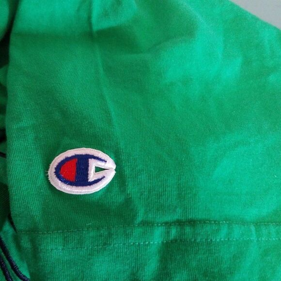 Notre Dame Fighting Irish T Shirt Boys Large Football NCAA - Picture 5 of 8